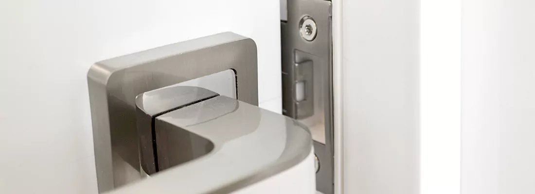 Seamless Integration of Magnetic Locks with Access Control Systems in Southchase, FL